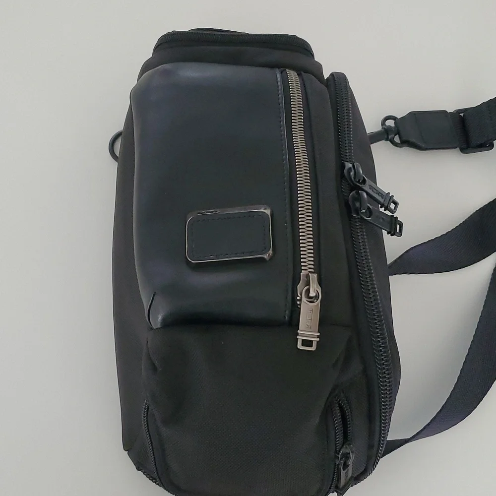Tumi Alpha Black Ballistic Nylon & Leather Bravo Kelley Sling Bag